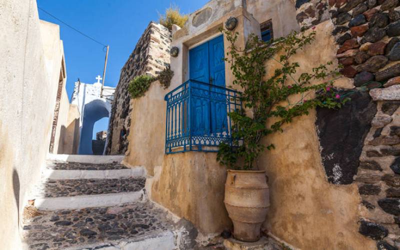 Medieval village Pyrgos in Santorini