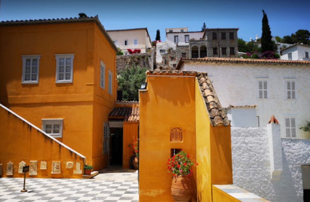 Best Things to Do in Hydra Greece: the Kountouriotis House 