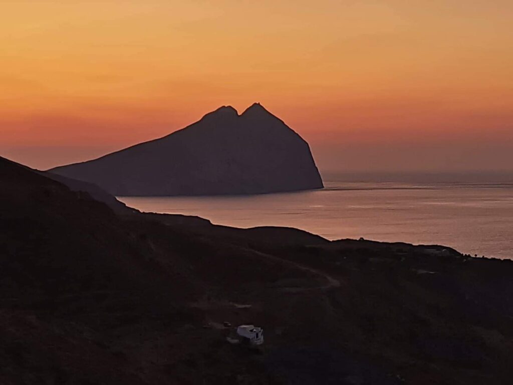 A beautiful sunset in Kalamos Rock