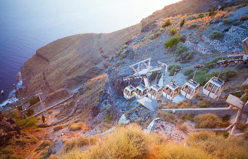 Greece 10-day itinerary: Santorini cable car