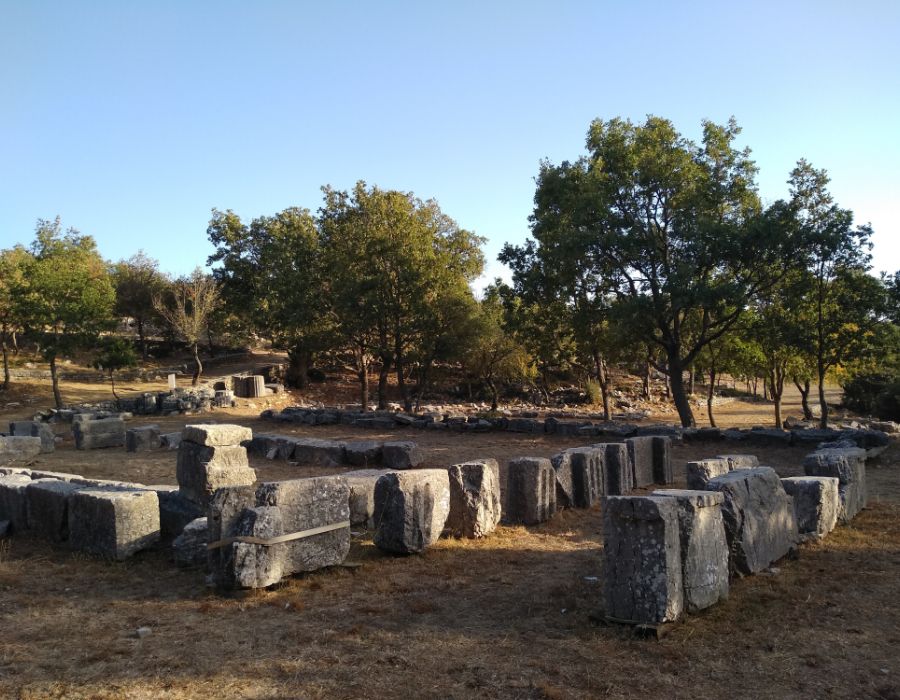 Surrounding area of Apollo Temple