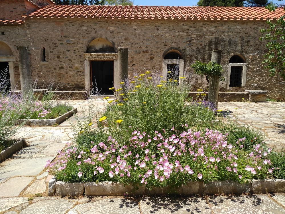 Byzantine Churches in Athens, the Monastery of Kesariani garden