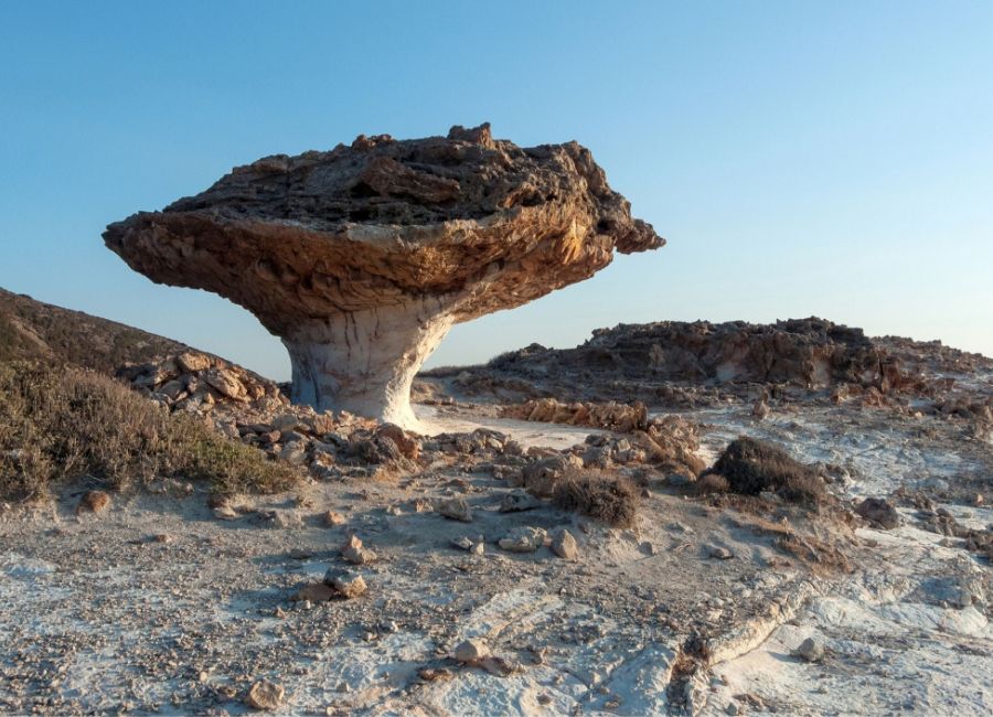 Things to Do on Kimolos Island, Skiadi rock