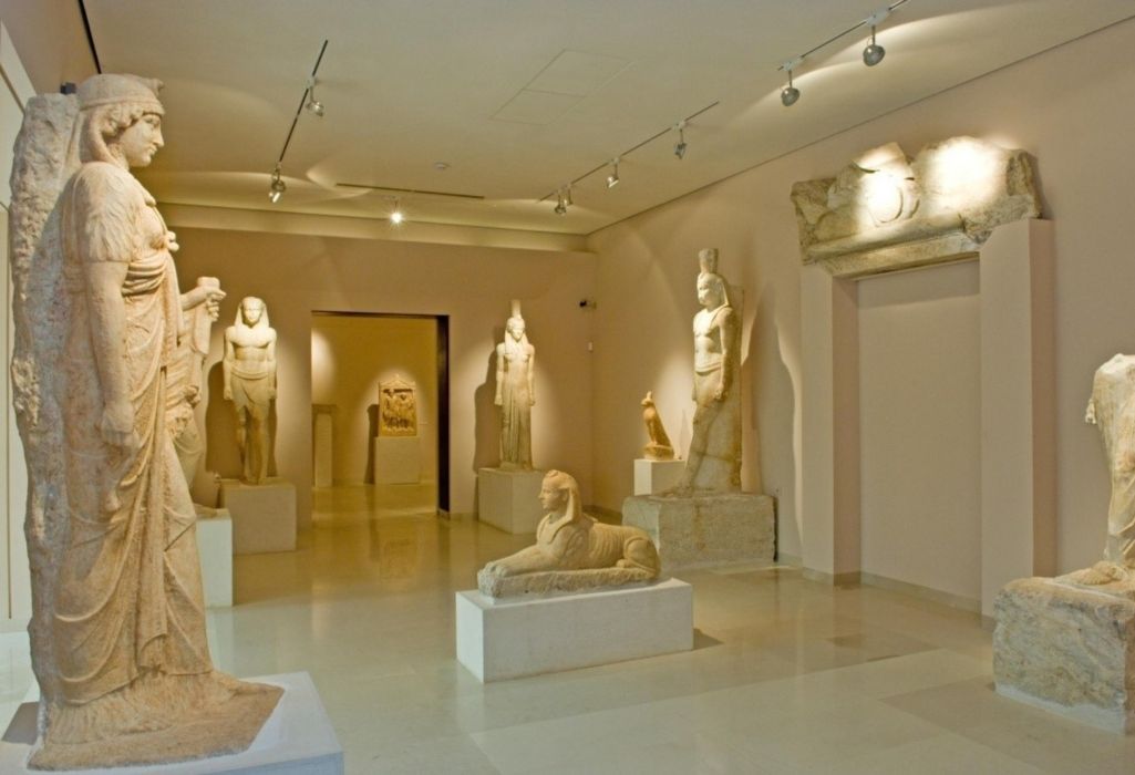 Marathon Archaeological Museum exhibits