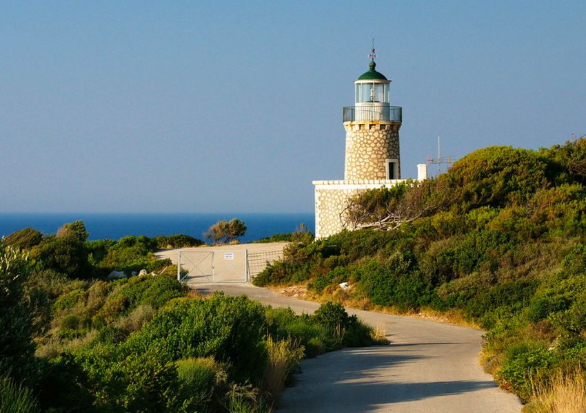 Things to do on Zakynthos Island, Skinari Lighthouse