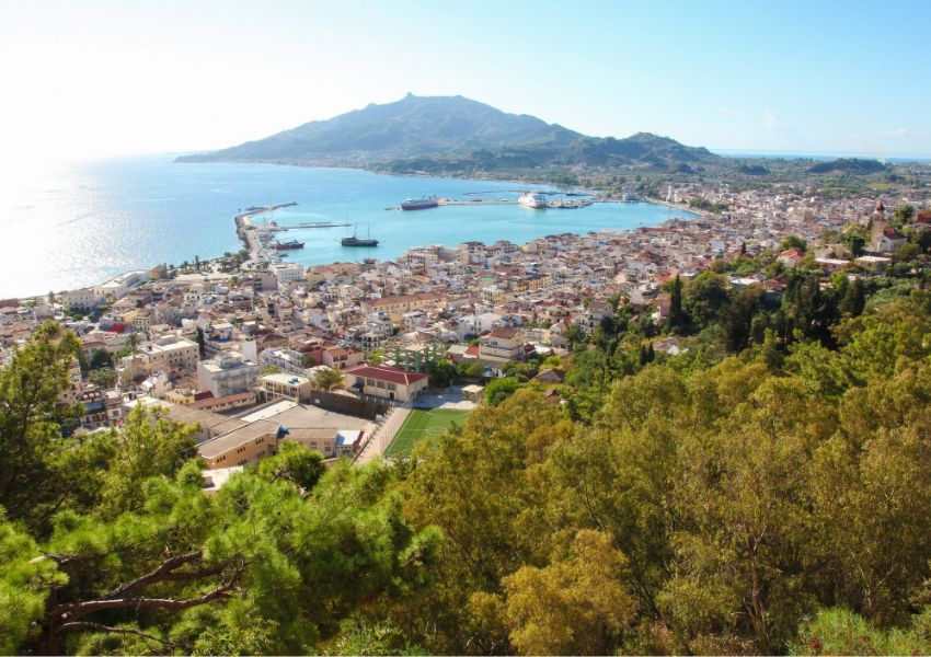 things to do on Zakynthos Island, overview of Zakynthos main town