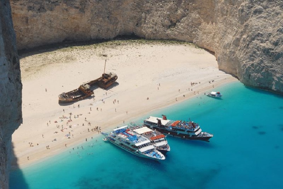 things to do on Zakynthos Island: The shipwreck at the Navagio Beach