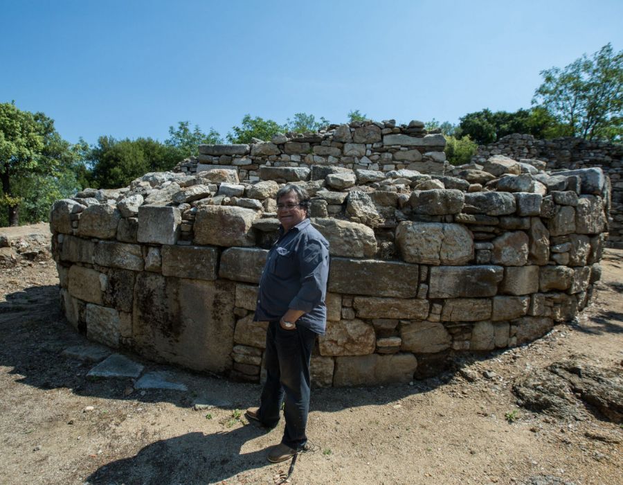 Professor Sismanidis in front of Aristotle's Tomb
