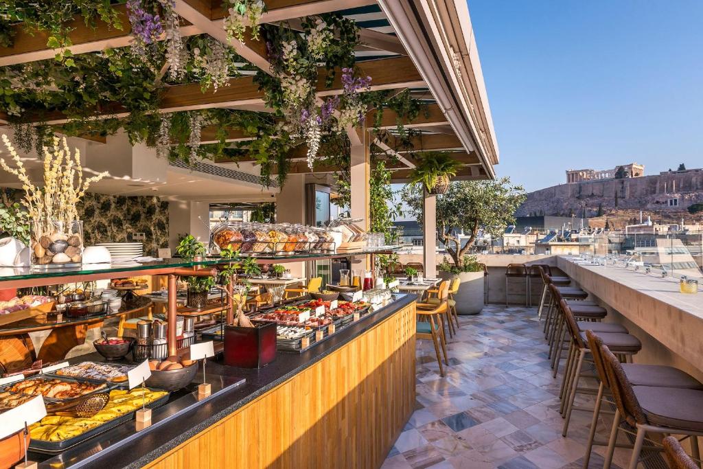 Breakfast Terrace in Niche Hotel with Acropolis view