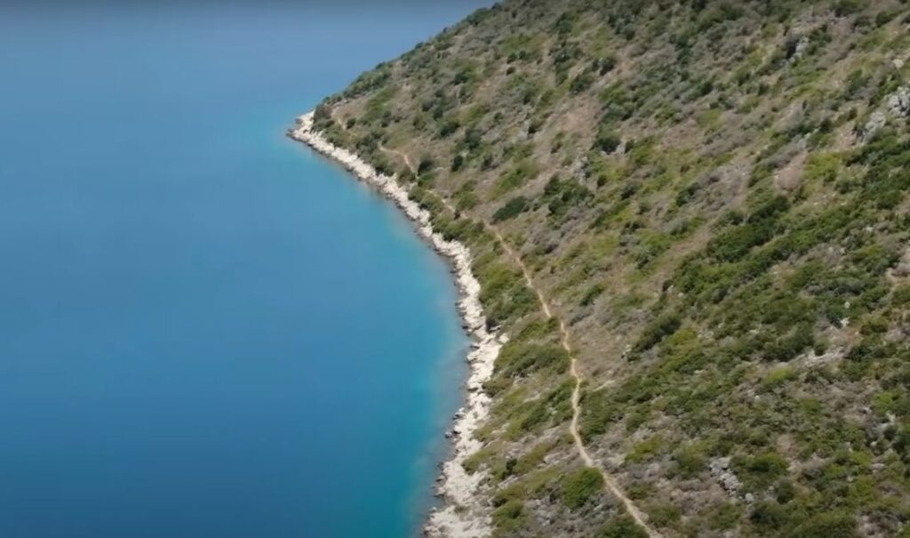 Seaside trail to Agios Andreas