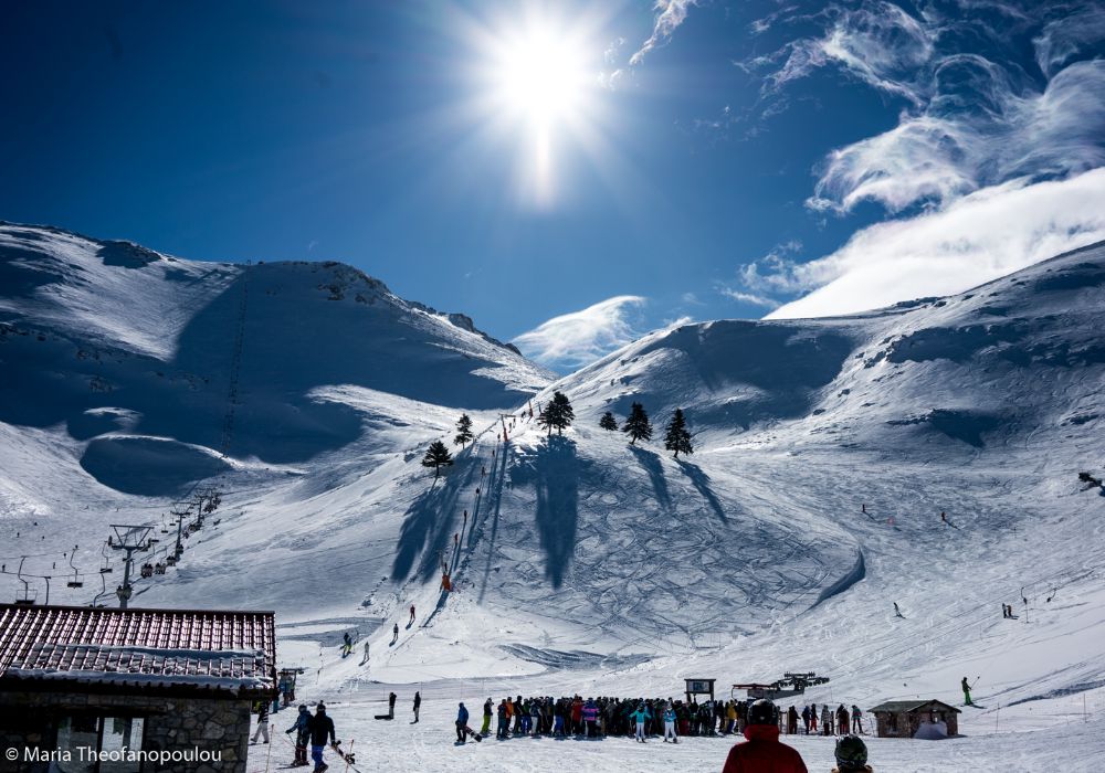 Ski resorts in Greece: Helmos mountain