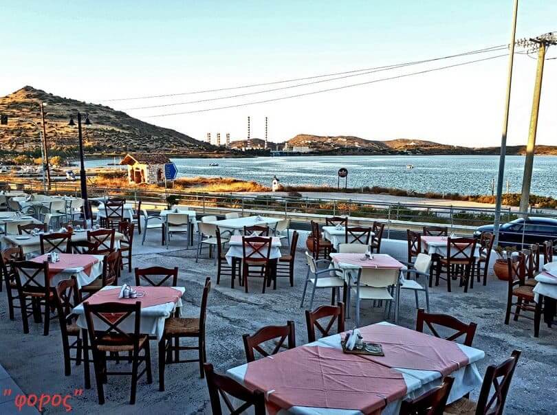 Seafront Tavern 'the tax' with tables