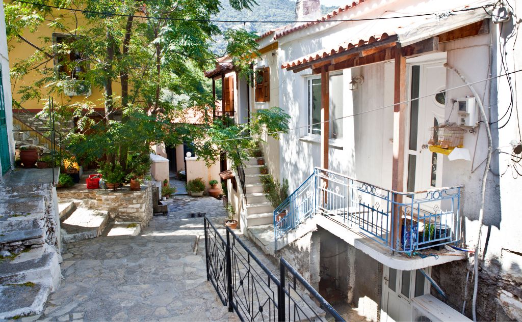 Things to Do in Samos Greece, Manolates village