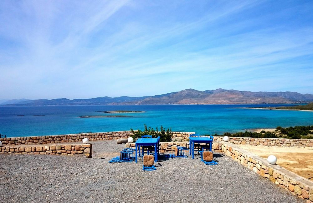 A tavern with seaviews in Greece