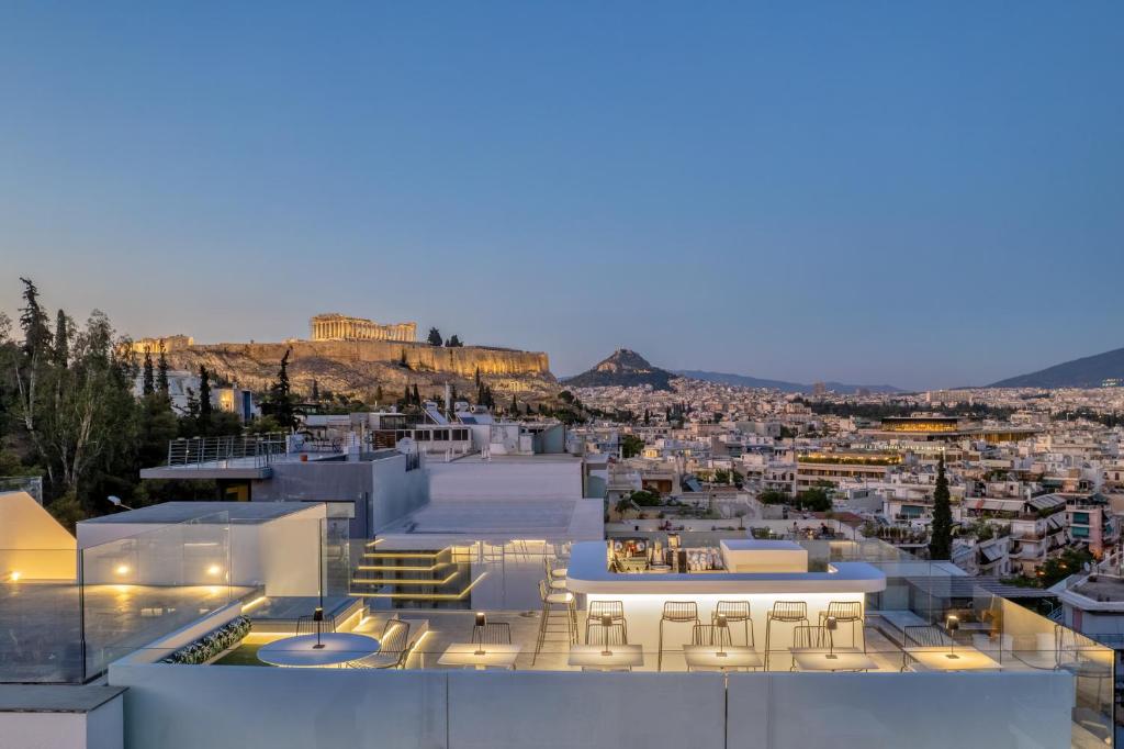 The terrace of Neoma hotel with Acropolis views. 
